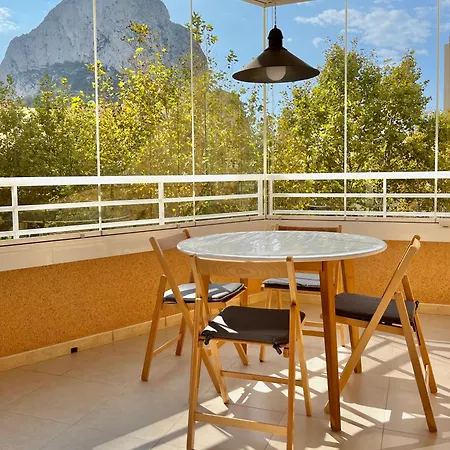 Cerca Del Mar Y Del Penon De Ifach *