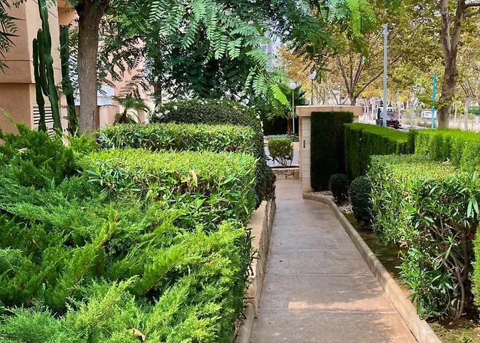 Cerca Del Mar Y Del Penon De Ifach * 卡尔佩